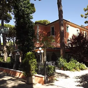 Boccaccio-free Parking- Hotel Milano Marittima