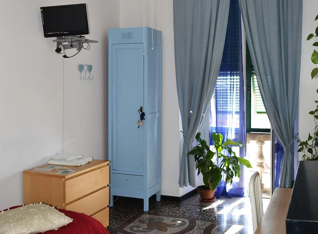 ג'נובה B&B Blue Home לינה וארוחת בוקר